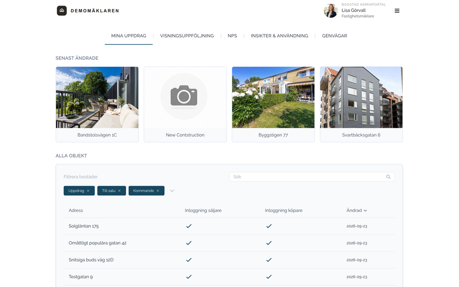 Fliken Mina uppdrag i Boostads adminportal: flikarna Mina uppdrag, Visningsuppföljning, NPS, Insikter & användning och Genvägar, bilder på de senast ändrade objekten, och listan Alla objekt med sökfält, filter och kolumnerna Adress, Inloggning säljare, Inloggning köpare och Ändrad.